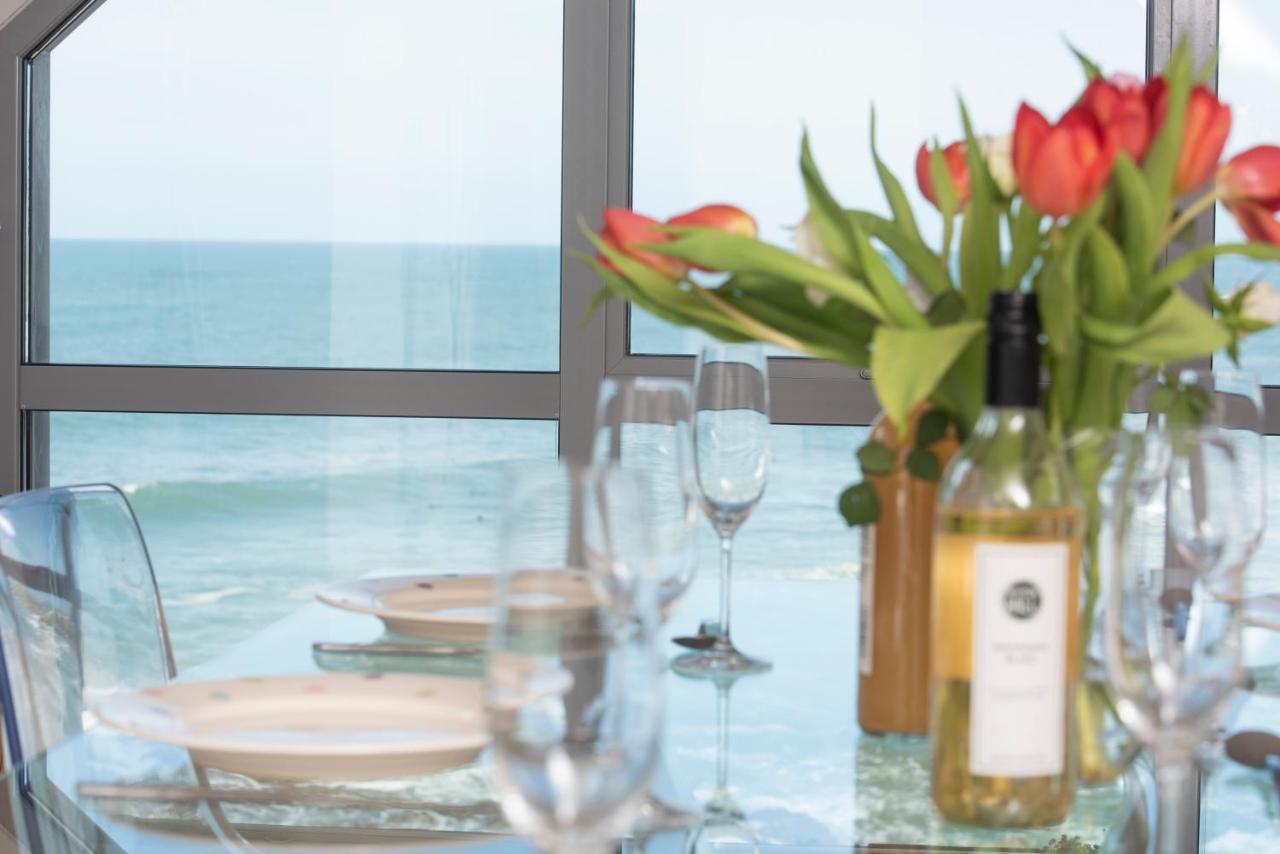 Fistral Beach Penthouse, Newquay ครานท็อค ภายนอก รูปภาพ